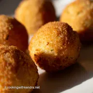 Ricetta Arancini: Un Viaggio nella Sicilia Fritta!