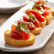 Antipasti con Crostini La Ricetta Sfiziosa della Nonna